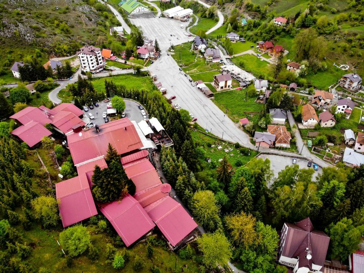 Hotel Bistra, Resort Mavrovo Eksteriør billede